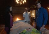 Сериал По ту сторону / Beyond (2017) - cцена 6