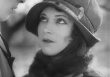 Фильм Менильмонтан / Ménilmontant (1926) - cцена 1